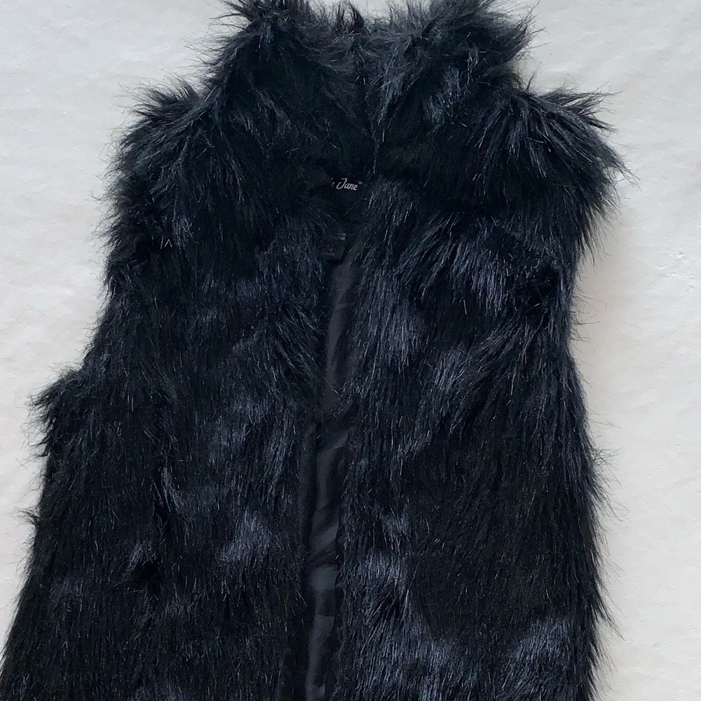 Fur vest